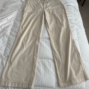 Women’s Tan Pants